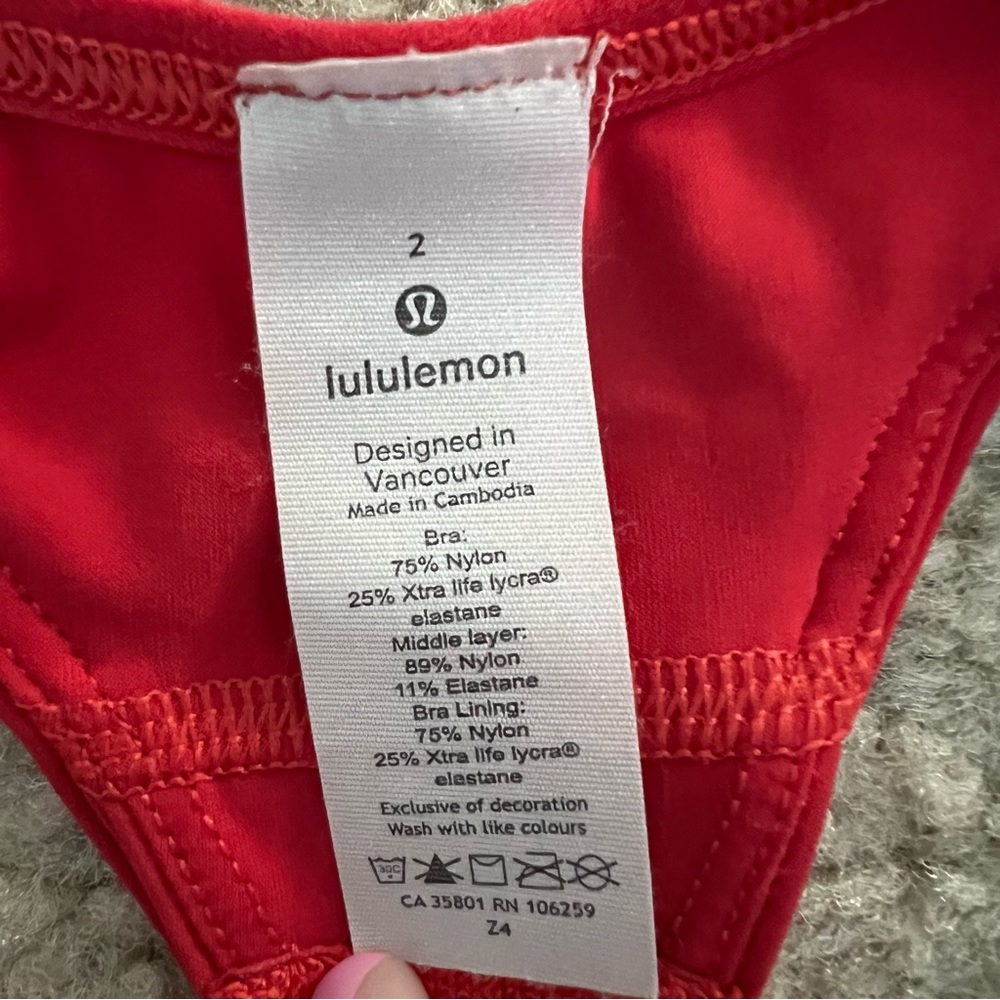 Lululemon Strong Identity Logo Carnation Red Bra - Picture 5 of 6